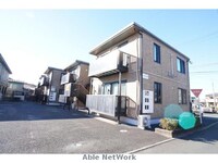 リーズヴィラＡ・Ｂ・Ｃ