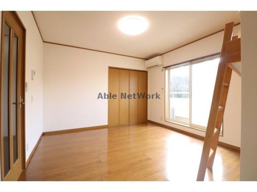 他の部屋の写真です エルフ（東側）セトル（西側）