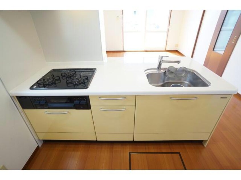 他の部屋の写真です サンライトＦ