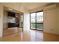 T．TOWNアヴェ二ール