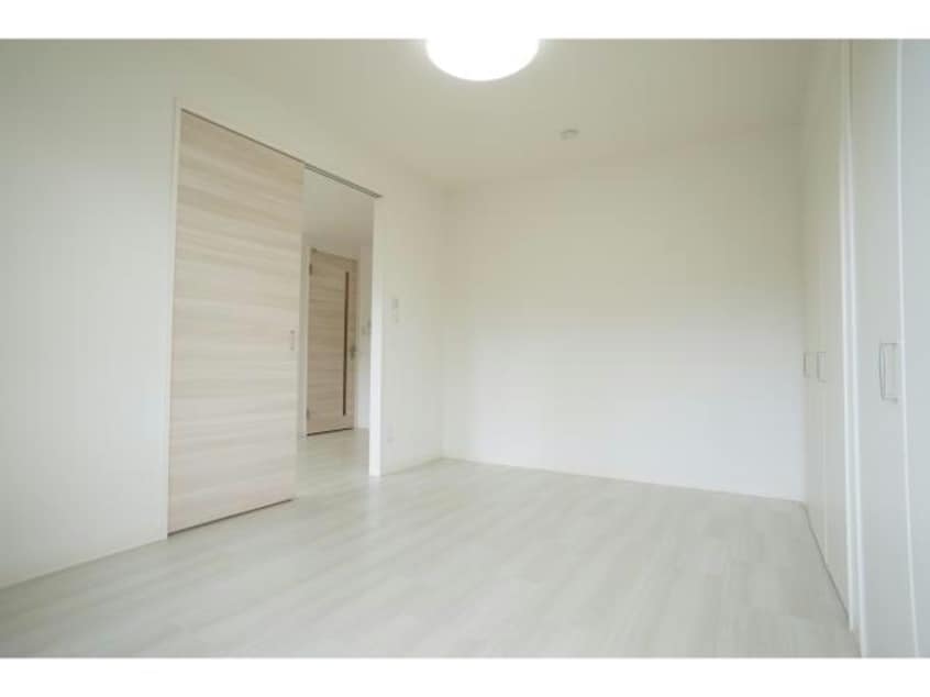  TECHNO TOWNロワール