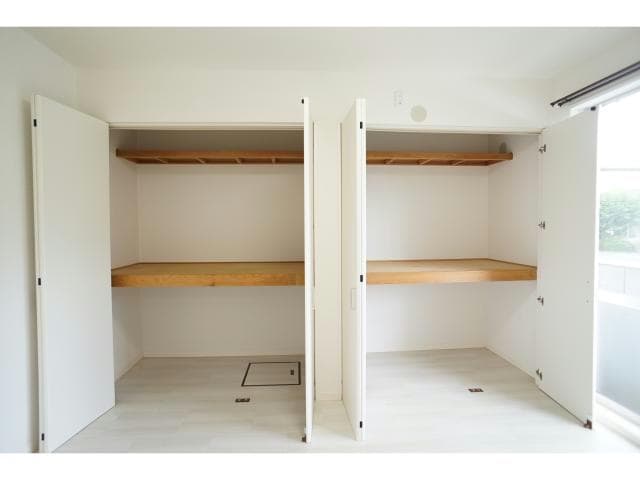  TECHNO TOWNロワール