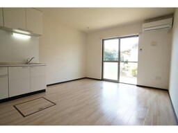 写真は他の号室です