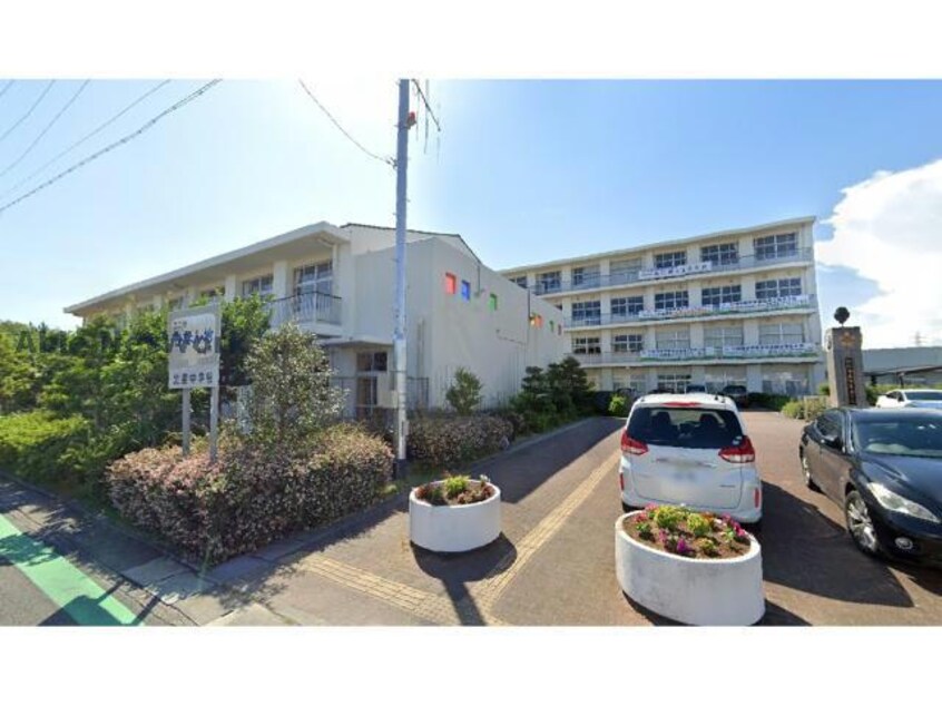 浜松市立北星中学校(中学校/中等教育学校)まで2078m 初生町貸家