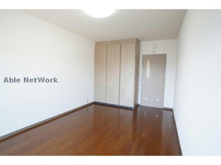  レーディゲン初生