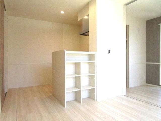  アベニュー有玉