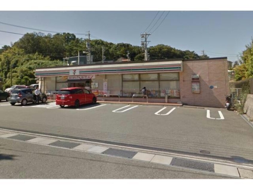 セブンイレブン浜松中央署南店(コンビニ)まで396m Palace　Mooyo