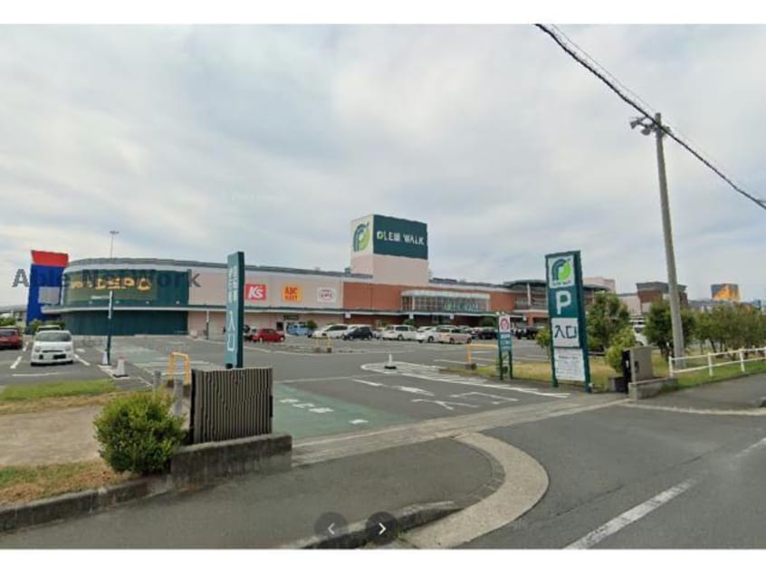 マクドナルドプレ葉ウォーク浜北店(その他飲食（ファミレスなど）)まで1649m フェリス道本