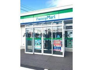 ファミリーマート岩手大学前店(コンビニ)まで638m ルネスベルエール　Ｂ棟