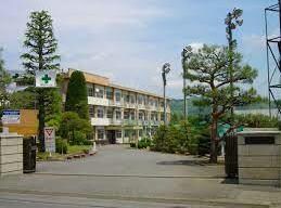 栃木県立烏山高校(高等学校/高等専門学校)まで2556m サンプラザA