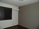  Ｃ.Ｆ ＨＥＩＧＨＴＳ　Ｑ