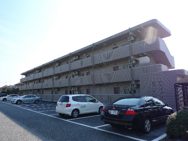  林マンションF