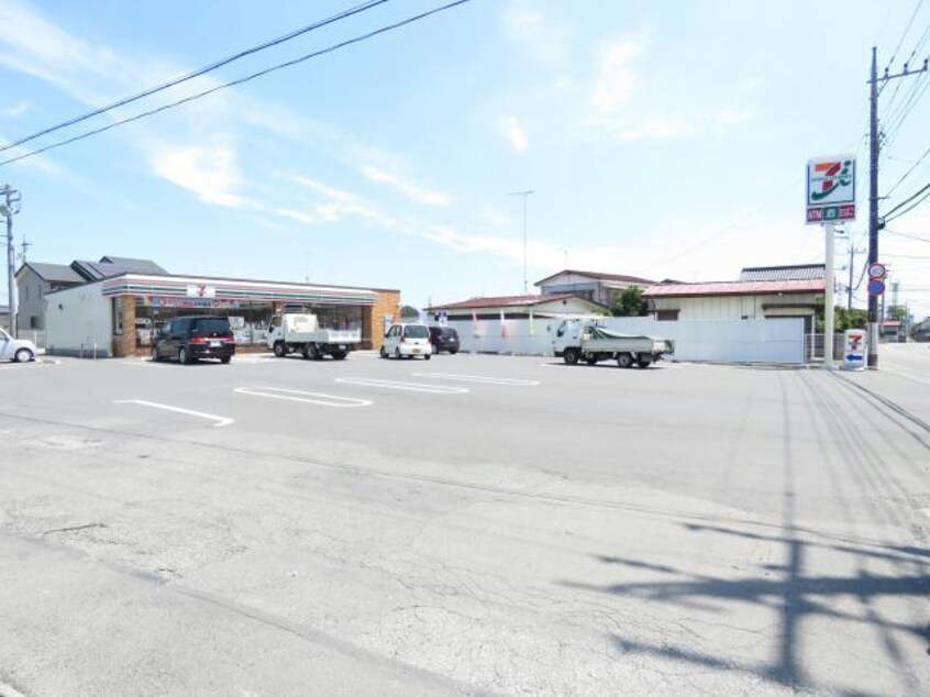 セブンイレブン高根沢宝積寺店(コンビニ)まで745m 林マンションF