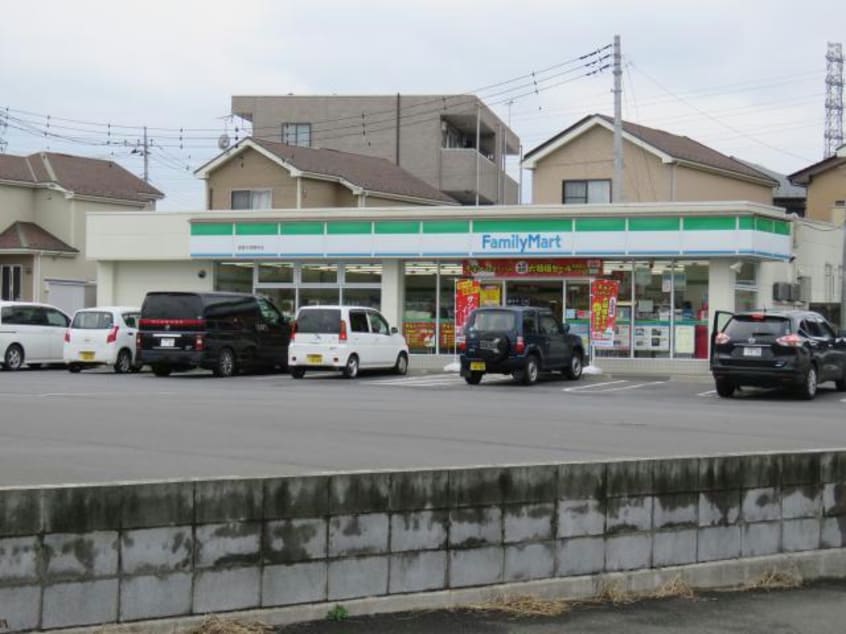 ファミリーマート高根沢宝積寺店(コンビニ)まで333m コーポグレース