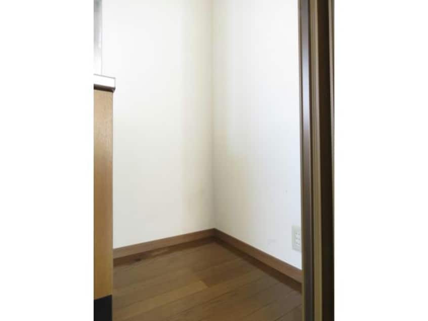 冷蔵庫置き場 エーデルハイム