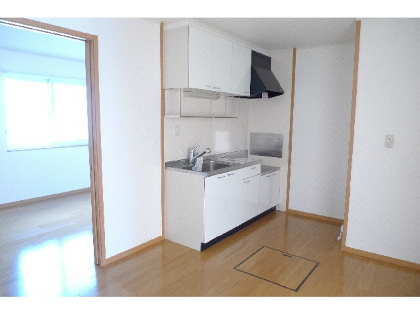 床下収納付キッチン ユニゾンさくらＤ