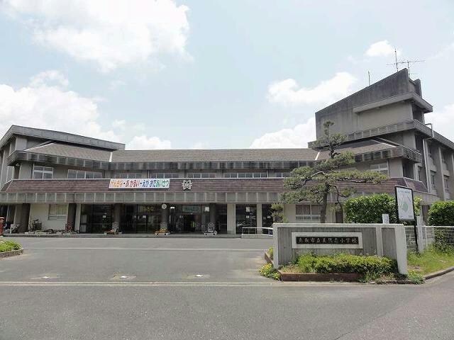 鳥取市立美保小学校(小学校)まで223m ワイフラットＡ・Ｂ
