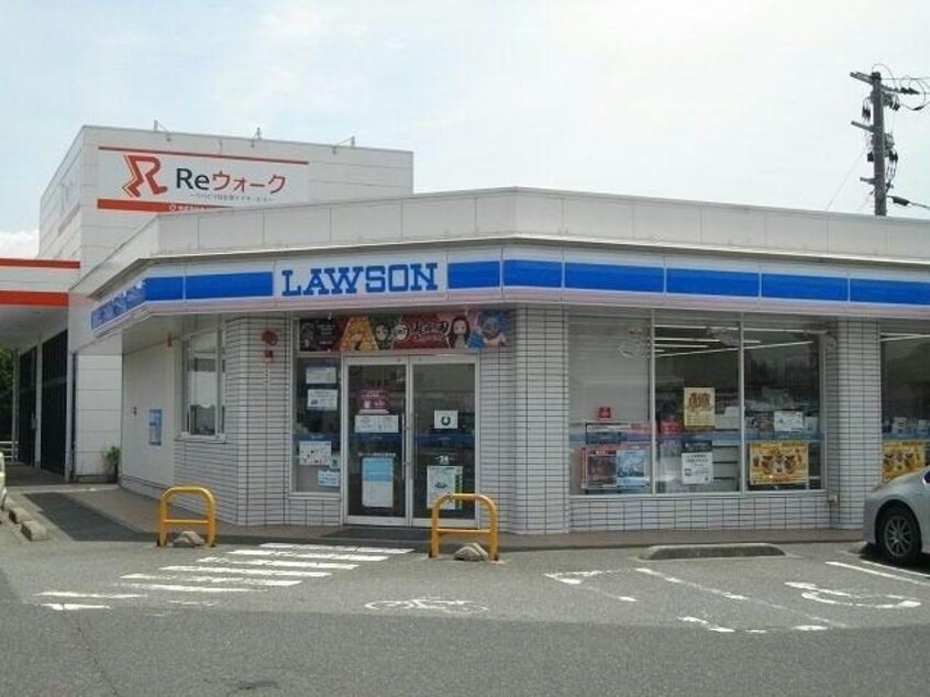 ローソン鳥取正蓮寺店(コンビニ)まで561m パークボナベンチャーハイツ