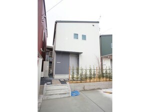 ノエ・かたはら通り