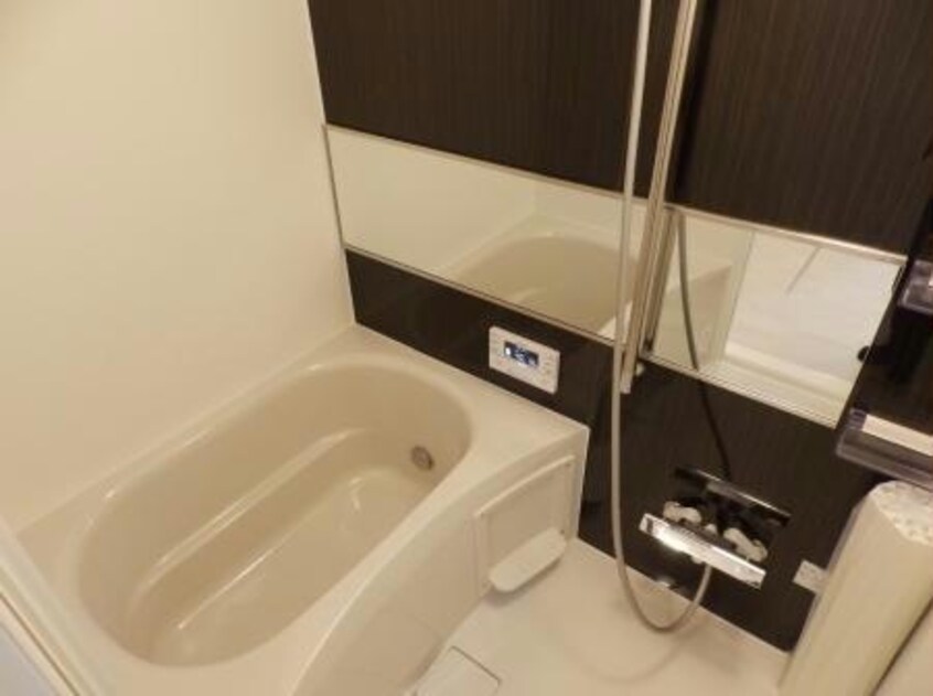  ラルジェ　Ａ棟