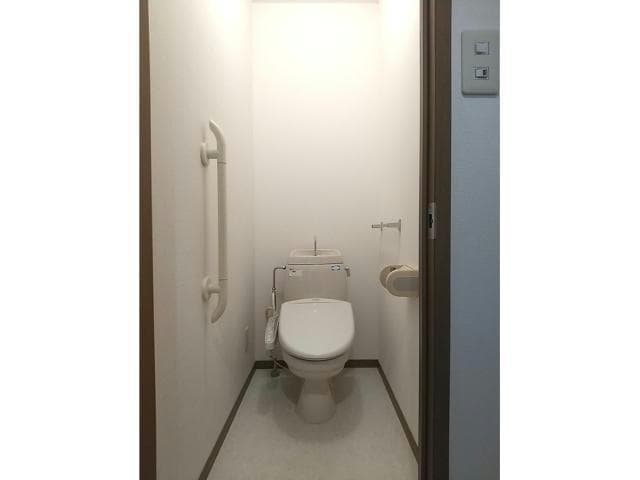  ハイカムール米原　A棟