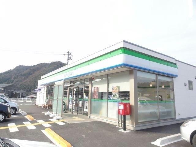 ファミリーマート用瀬インター店(コンビニ)まで485m アミマールⅡ