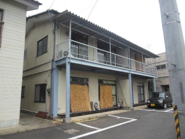  渡辺アパートC棟（八島町）