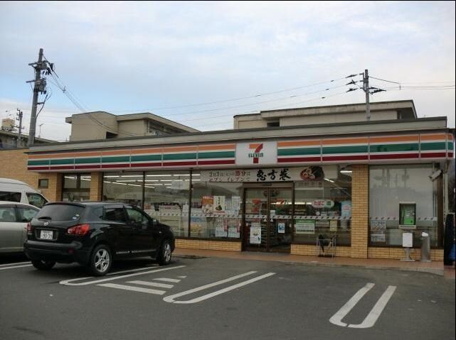 セブンイレブン福島渡利店(コンビニ)まで780m ぷちはうす