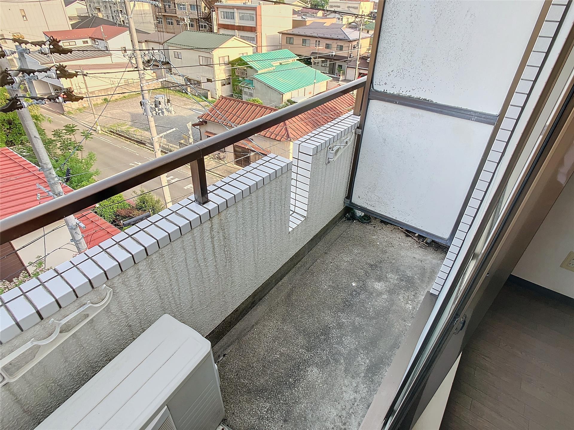  ローフティ松木町