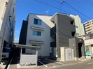 メイ・セレッソの外観