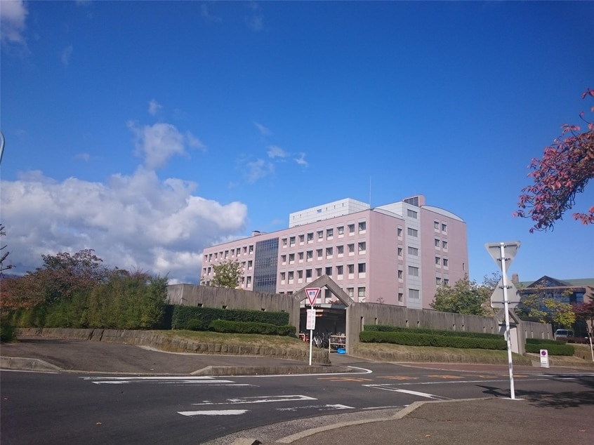 福島県立医科大学(大学/短大/専門学校)まで754m スピカハイツB