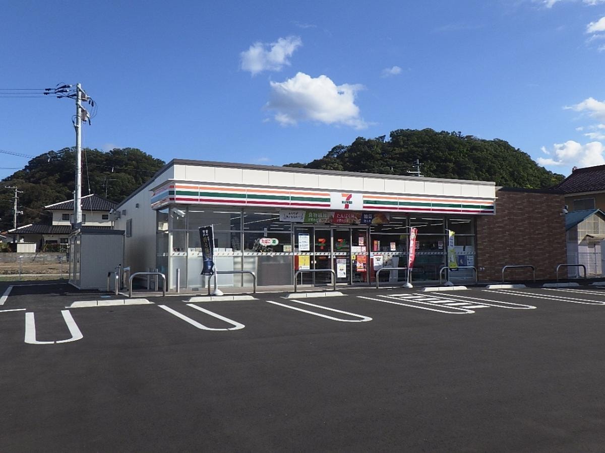 セブンイレブン福島渡利丸滝店(コンビニ)まで421m ガーデンコート