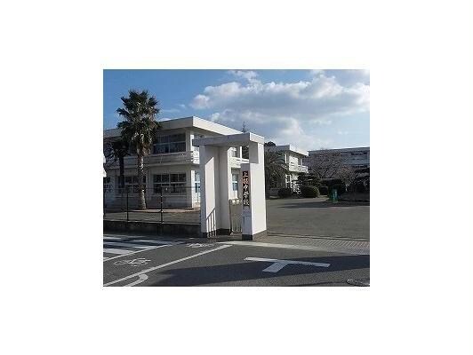 上板町立上板中学校(中学校/中等教育学校)まで2940m サンハイツ（上板町）