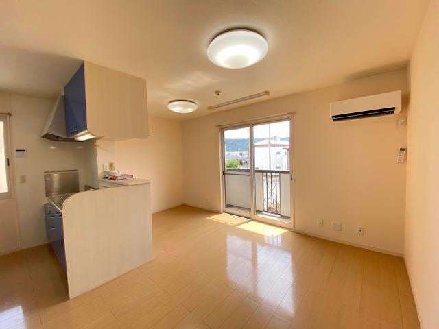  ルミエール・ヴィラA