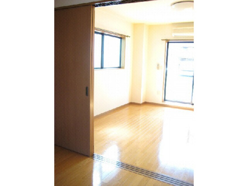 洋室逆 アウローラ