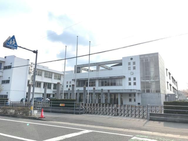 石井町立石井小学校(小学校)まで1105m※広い校庭がある小学校です☆ セレノ・カーサＣ