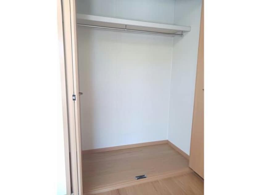  サンピアス江川