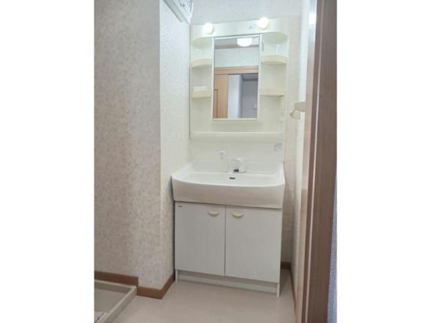  サンピアス江川