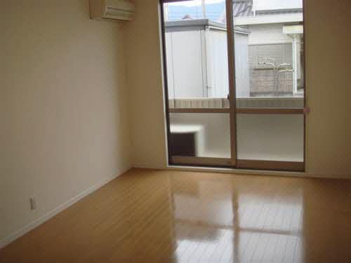  ヴィラエスペランスⅢ