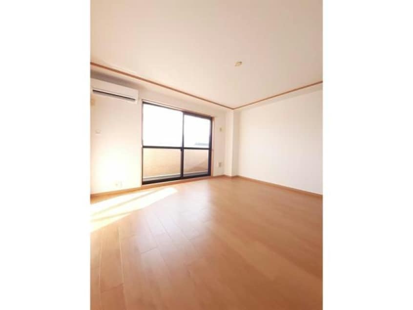  ヴィラージュ・コート