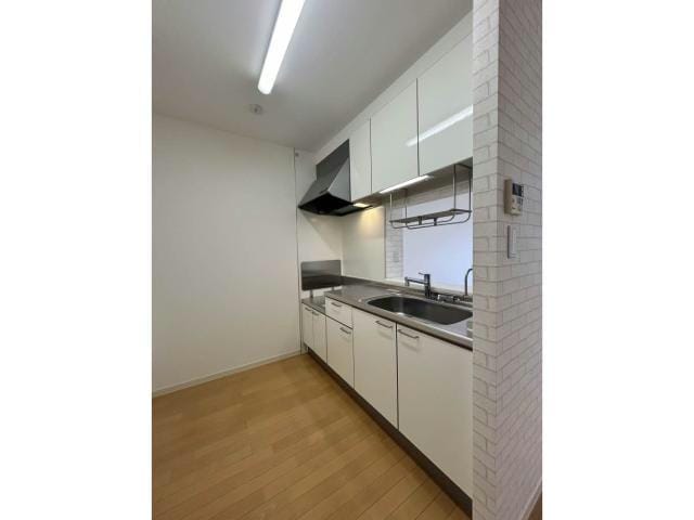  ヒルサイドコート