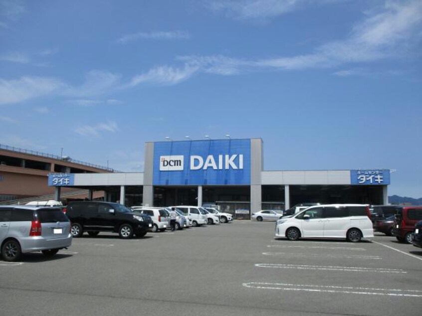 DCMダイキ徳島石井店(電気量販店/ホームセンター)まで729m ラ・ナチュール
