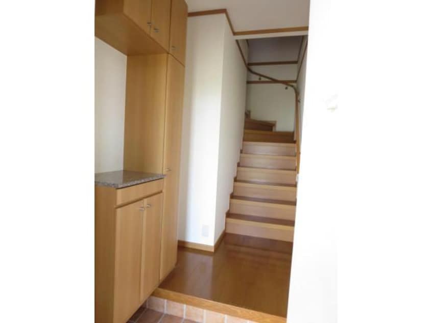  シャン・ドゥ・フルール（名東町）