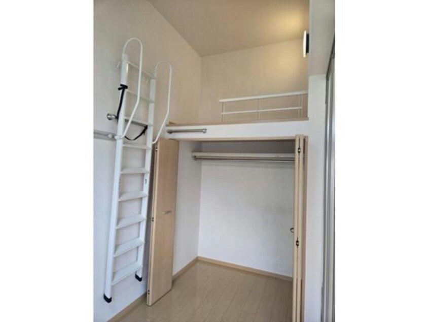  アクシス南島田　D