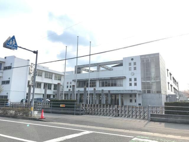 石井町立石井小学校(小学校)まで969m※広い校庭がある小学校です☆ ラ・ラフレシールⅠ