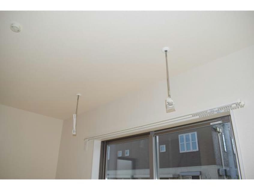 室内物干し ルミエール南矢三EFGH