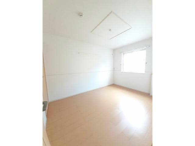  ラ・ゴロンドリーナ　B