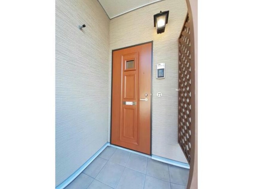  ラ・ゴロンドリーナ　B