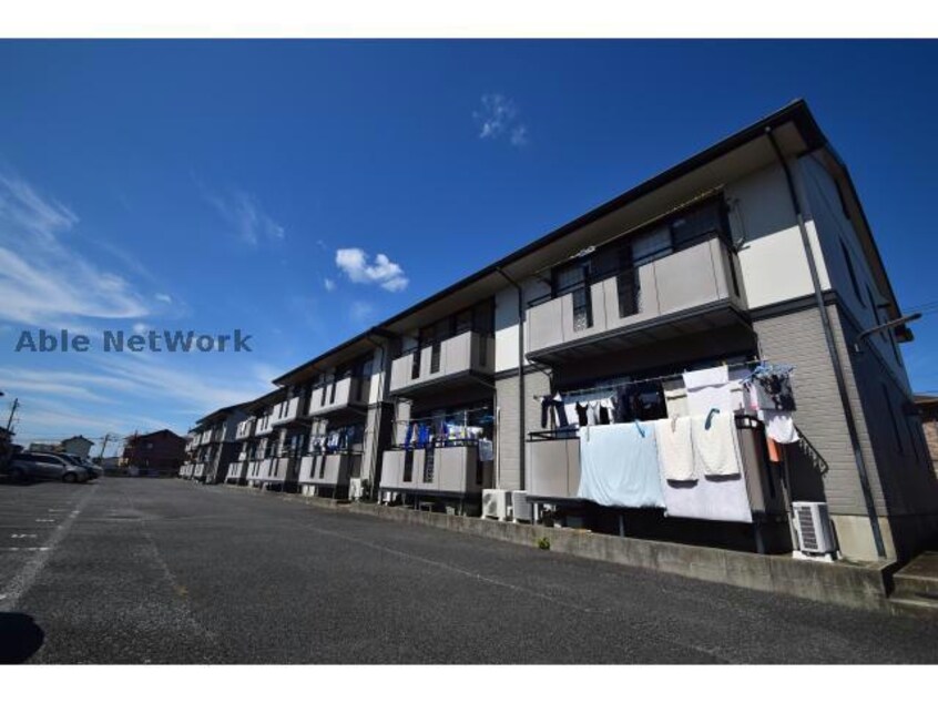  ロイヤルガーデン田中