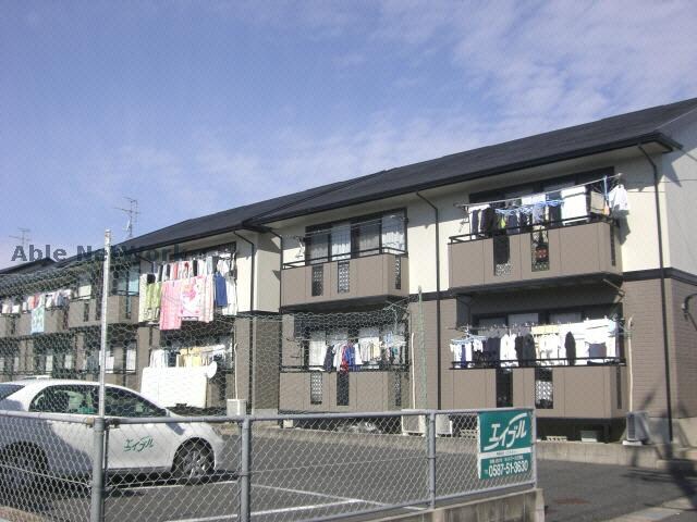 外観 ロイヤルガーデン田中